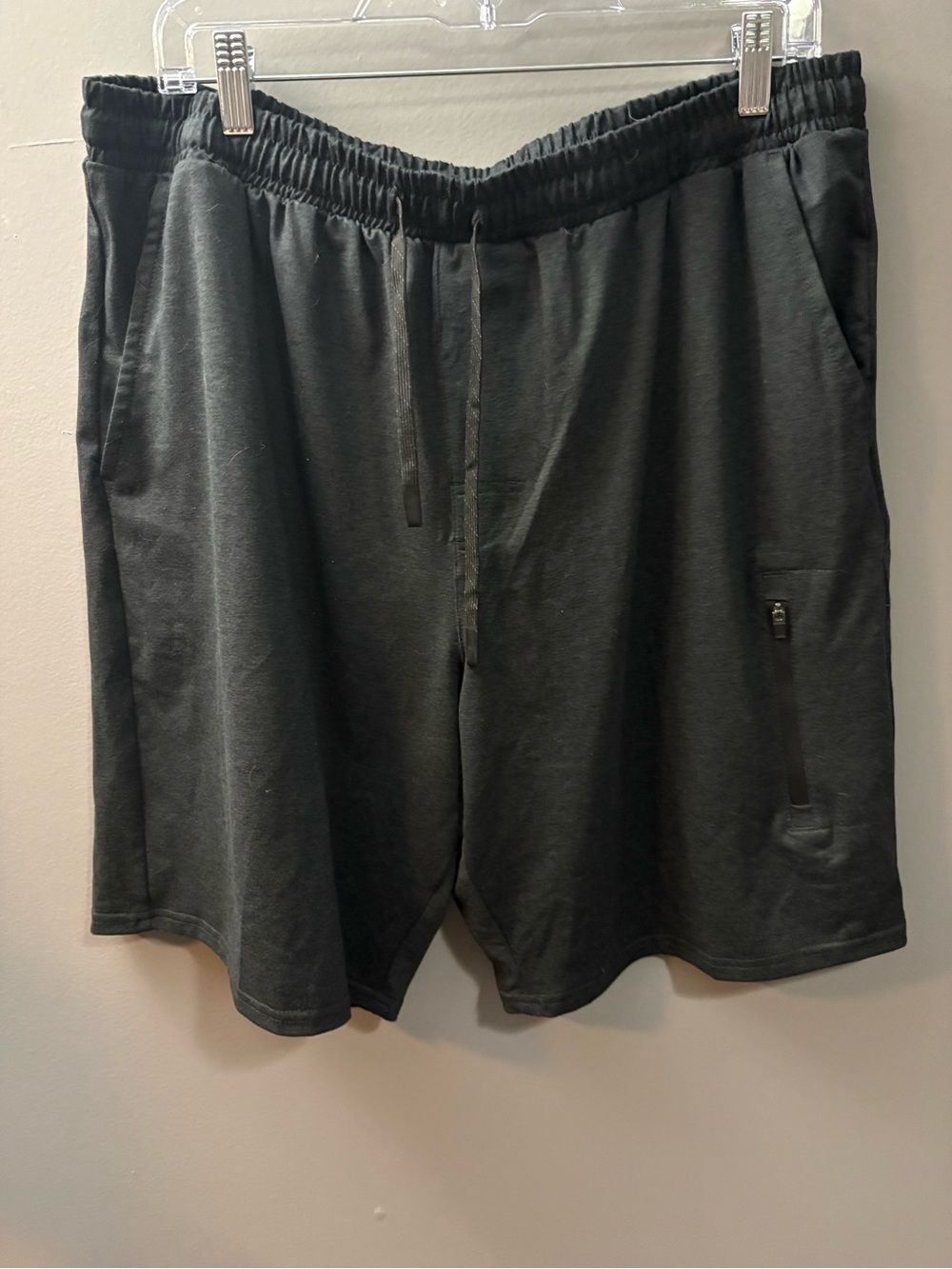 Men's Black Athletic Drawstring Performance Shorts